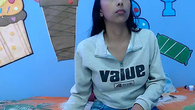 Snapshot of skinnysexzara18 chatting on 16, 1, 2026 skinnysexzara18 online show from 16, 1, 2026