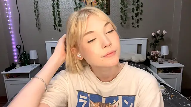 LlsabethHaze online show from 4, 2, 2026