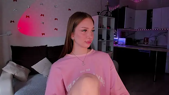 LababyAlice online show from 4, 2, 2026