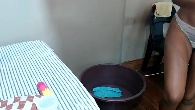 ExtraDoll online show from 14, 3, 2026