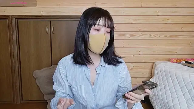 minami room online show from 13, 6, 2026