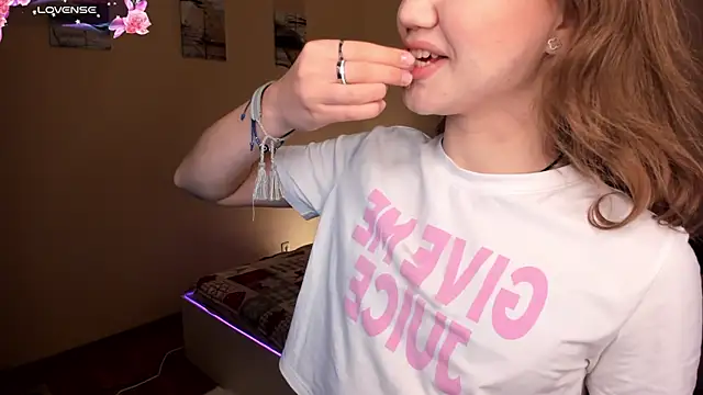 SweetNova  online show from 9, 1, 2026