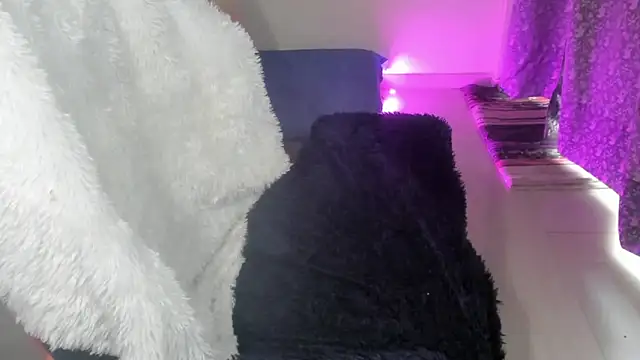 Snapshot of Tannushree chatting on 12, 6, 2026 Tannushree online show from 12, 6, 2026