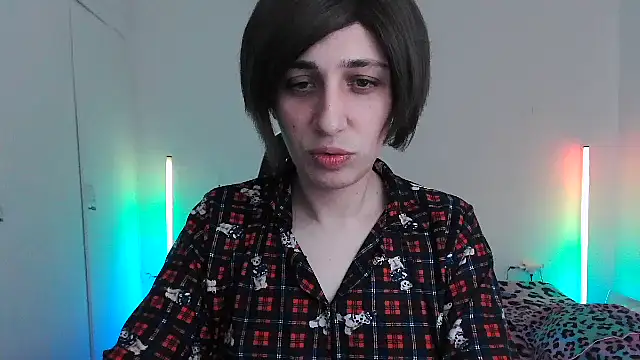 HoneyValentine online show from 18, 3, 2026