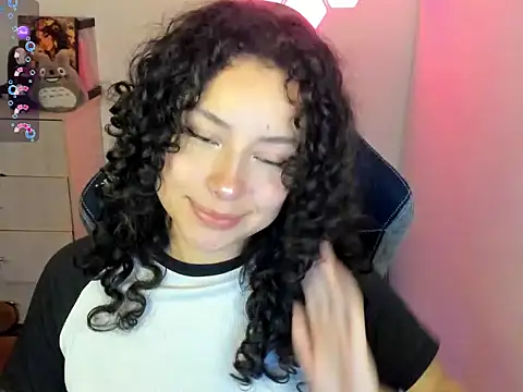 Snapshot of emillyaqua chatting on 28, 2, 2026 emillyaqua online show from 28, 2, 2026