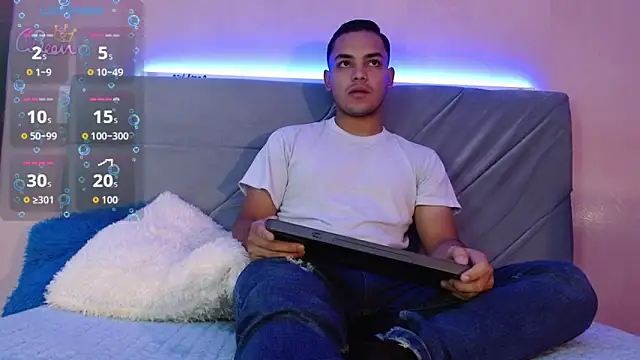 Snapshot of studentdeivy_ chatting on 25, 2, 2026 studentdeivy online show from 25, 2, 2026