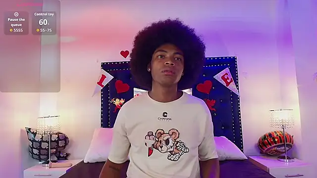 Snapshot of Cristal_and_luke chatting on 19, 2, 2026 Cristal and luke online show from 19, 2, 2026