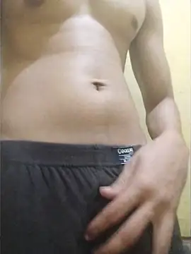 Snapshot of desiBig_dick chatting on 23, 4, 2026 desiBig dick online show from 23, 4, 2026