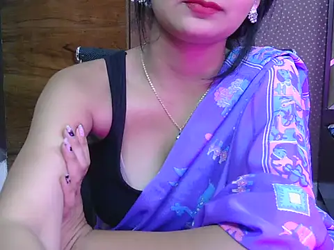Snapshot of sweet_riyaaa chatting on 28, 5, 2026 sweet riyaaa online show from 28, 5, 2026
