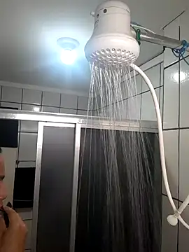 ofjuliaa online show from 4, 3, 2026