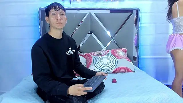 Snapshot of BunnyLove_ chatting on 12, 1, 2026 BunnyLove online show from 12, 1, 2026