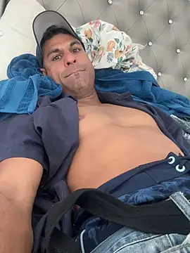 Snapshot of ZF-Athlete chatting on 28, 2, 2026 ZF-Athlete online show from 28, 2, 2026