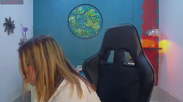 esmeralda cuisman online show from 7, 2, 2026