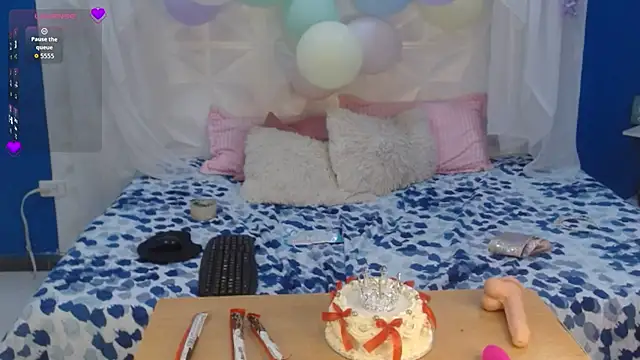 esmeralda cuisman online show from 1, 3, 2026