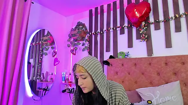 Snapshot of MeowMota_ chatting on 2, 5, 2026 MeowMota online show from 2, 5, 2026