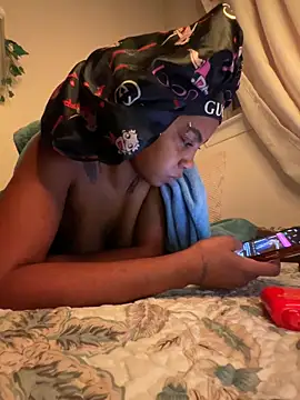 Snapshot of oshun6360 chatting on 10, 6, 2026 oshun6360 online show from 10, 6, 2026