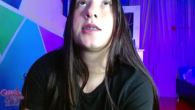 Snapshot of Mysticdooll69 chatting on 24, 7, 2026 Mysticdooll69 online show from 24, 7, 2026