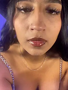 Snapshot of carina_lopez707rs chatting on 3, 7, 2026 carina lopez707rs online show from 3, 7, 2026