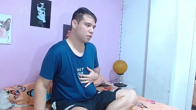 Snapshot of queen_night19 chatting on 12, 1, 2026 queen night19 online show from 12, 1, 2026