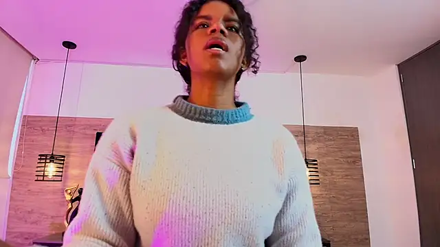 Snapshot of Ellie-Alves chatting on 1, 7, 2026 Ellie-Alves online show from 1, 7, 2026