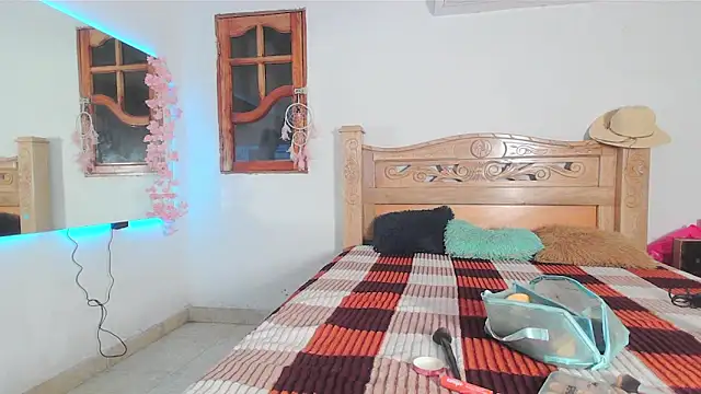 bratz glloe online show from 31, 3, 2026