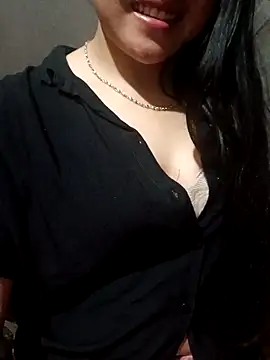 Snapshot of Nelina- chatting on 14, 1, 2026 Nelina- online show from 14, 1, 2026