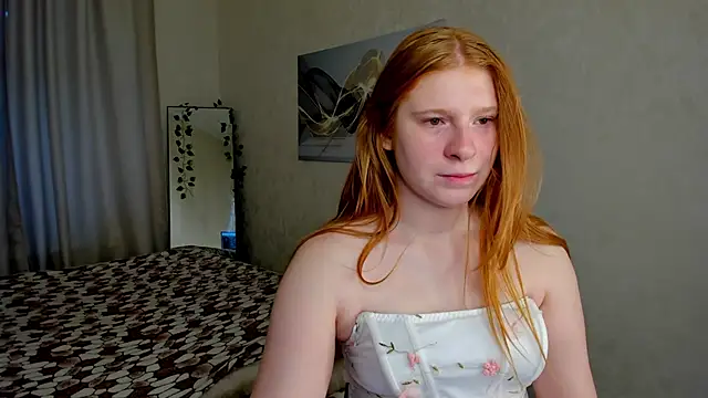 Snapshot of Sally_Ange1 chatting on 27, 4, 2026 Sally Ange1 online show from 27, 4, 2026