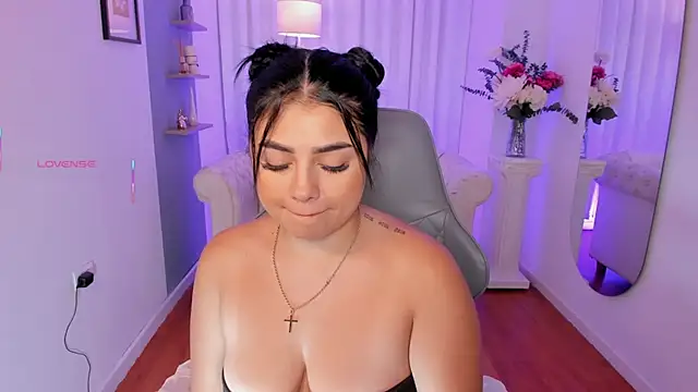 taylor smiith1 online show from 4, 6, 2026