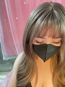 Snapshot of -Violet-t chatting on 3, 4, 2026 -Violet-t online show from 3, 4, 2026