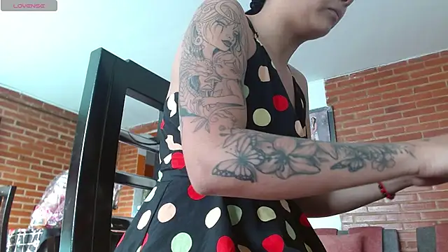 Snapshot of Lia_rouse04 chatting on 21, 2, 2026 Lia rouse04 online show from 21, 2, 2026