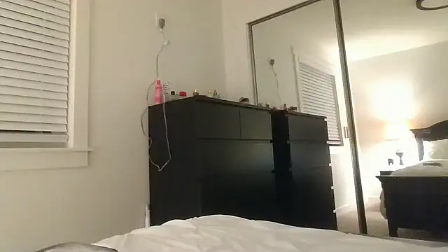 ASH Blondie Slut online show from 11, 3, 2026