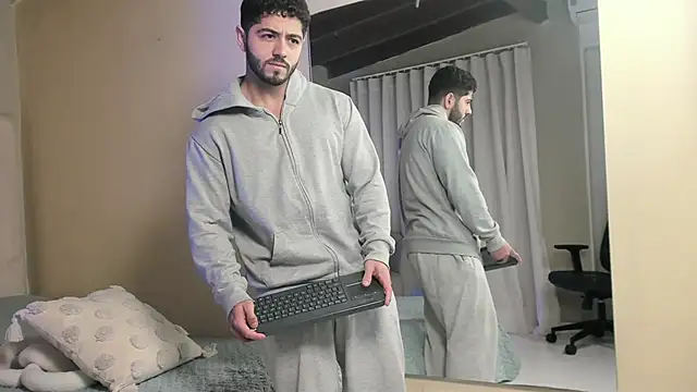 Thiago moretti online show from 11, 1, 2026