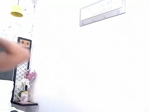 Snapshot of VanessaWaner chatting on 11, 1, 2026 VanessaWaner online show from 11, 1, 2026