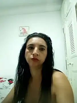mariana santacoloma online show from 10, 6, 2026