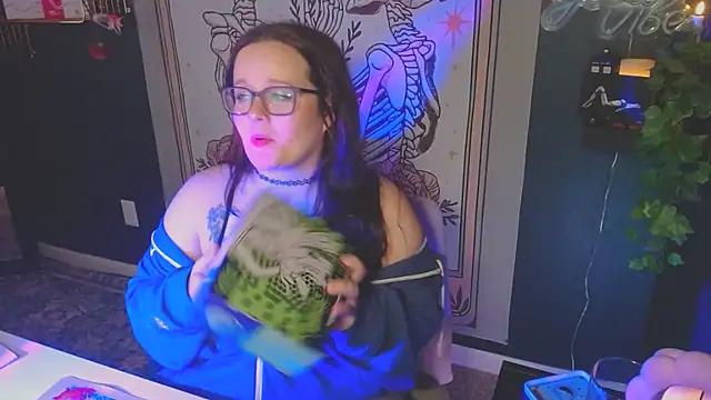 HazeyViolet333 online show from 27, 3, 2026