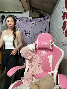 Snapshot of Adela-222 chatting on 4, 5, 2026 Adela-222 online show from 4, 5, 2026