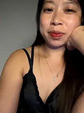 Snapshot of Mayly_lucky2 chatting on 10, 6, 2026 Mayly lucky2 online show from 10, 6, 2026