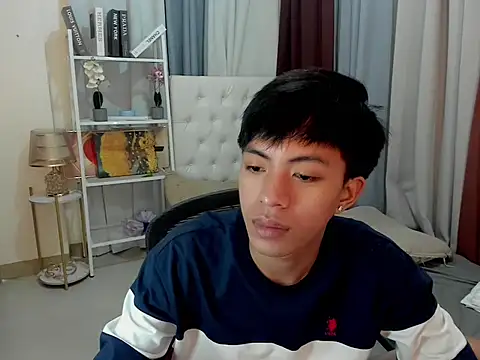 Snapshot of davincihugecock chatting on 9, 3, 2026 davincihugecock online show from 9, 3, 2026