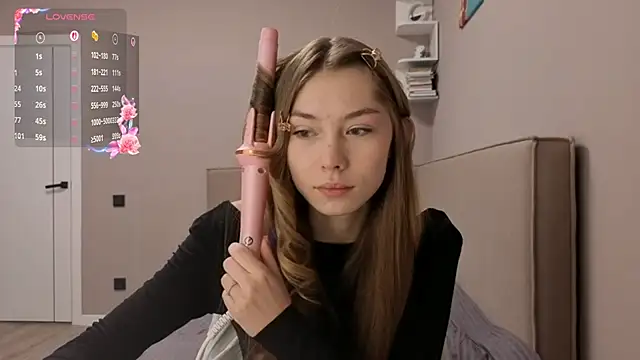 Snapshot of LindyUnderkoffler chatting on 22, 2, 2026 LindyUnderkoffler online show from 22, 2, 2026