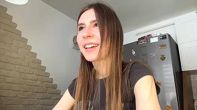 ElsieKuhlmann online show from 28, 2, 2026