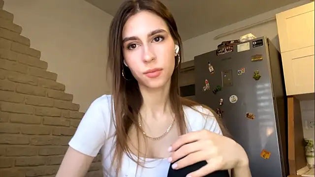 ElsieKuhlmann online show from 10, 3, 2026