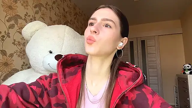 ElsieKuhlmann online show from 28, 3, 2026