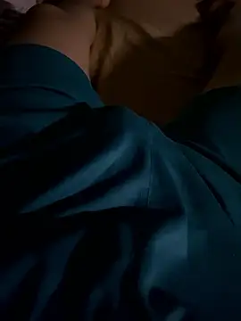 Snapshot of Giahuy_2005 chatting on 9, 1, 2026 Giahuy 2005 online show from 9, 1, 2026