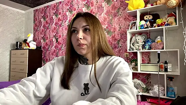 Snapshot of TraciBallena chatting on 24, 2, 2026 TraciBallena online show from 24, 2, 2026