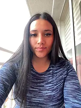 Veronica Wins  online show from 4, 4, 2026