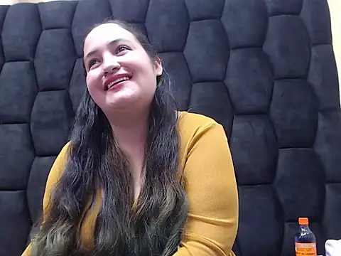 MiaRouss69 online show from 10, 2, 2026