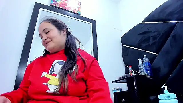 Snapshot of MiaRouss69 chatting on 10, 5, 2026 MiaRouss69 online show from 10, 5, 2026