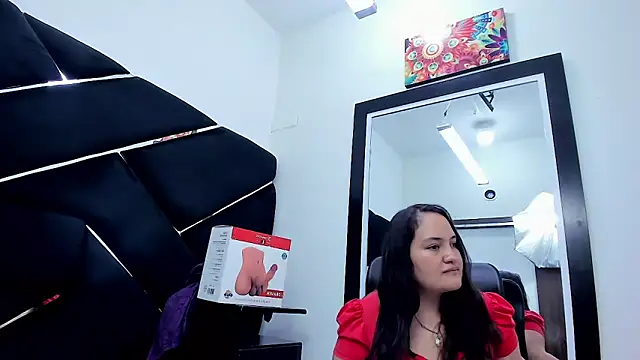 Snapshot of MiaRouss69 chatting on 14, 5, 2026 MiaRouss69 online show from 14, 5, 2026
