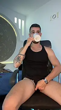 Snapshot of Apolo_lux1 chatting on 30, 4, 2026 Apolo lux1 online show from 30, 4, 2026