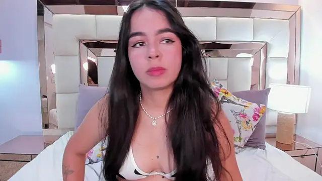 rousse stonss online show from 18, 3, 2026